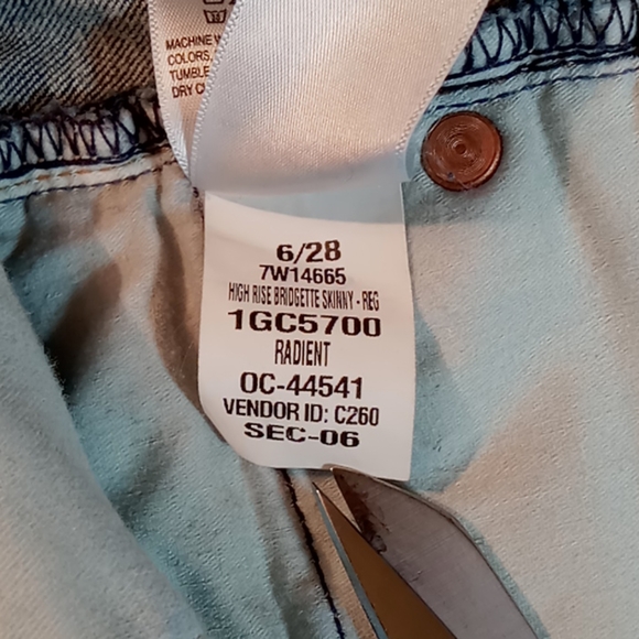 Lucky Brand Women's Hi Rise Skinny Bridgette Jeans - Picture 13 of 16